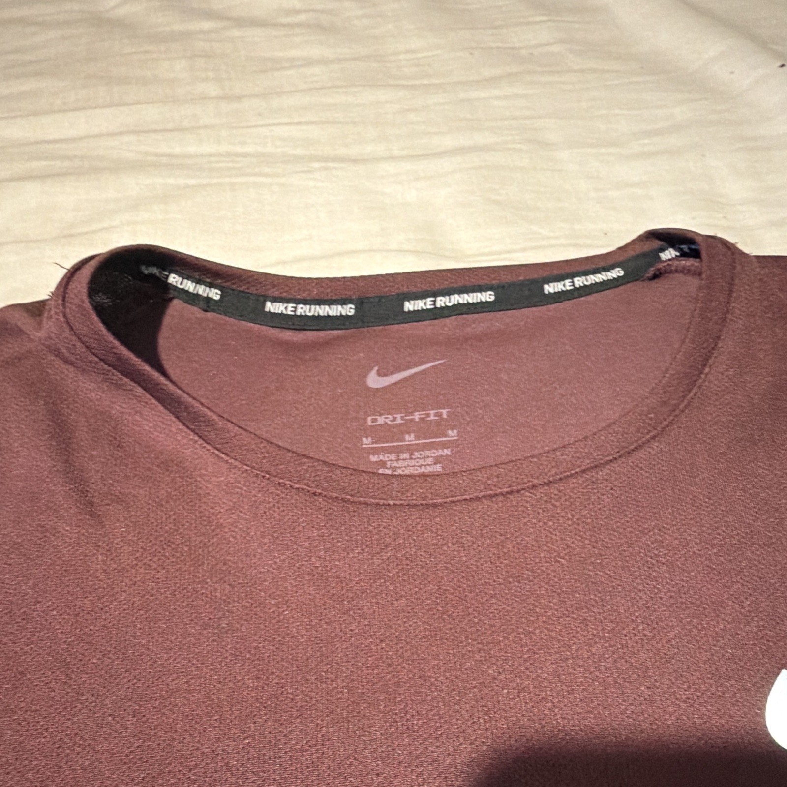 Nike Dri-FIT Men's Burgundy Running T-Shirt M Crew Neck Lightweight Logo gallery