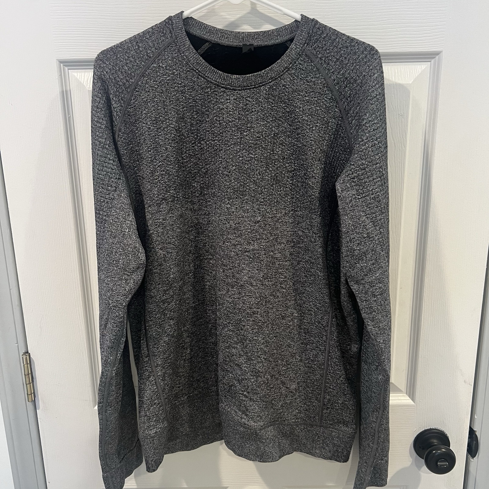 Lululemon Sweater Mens Large Gray Engineered Warmth Lined Sweatshirt Pullover gallery