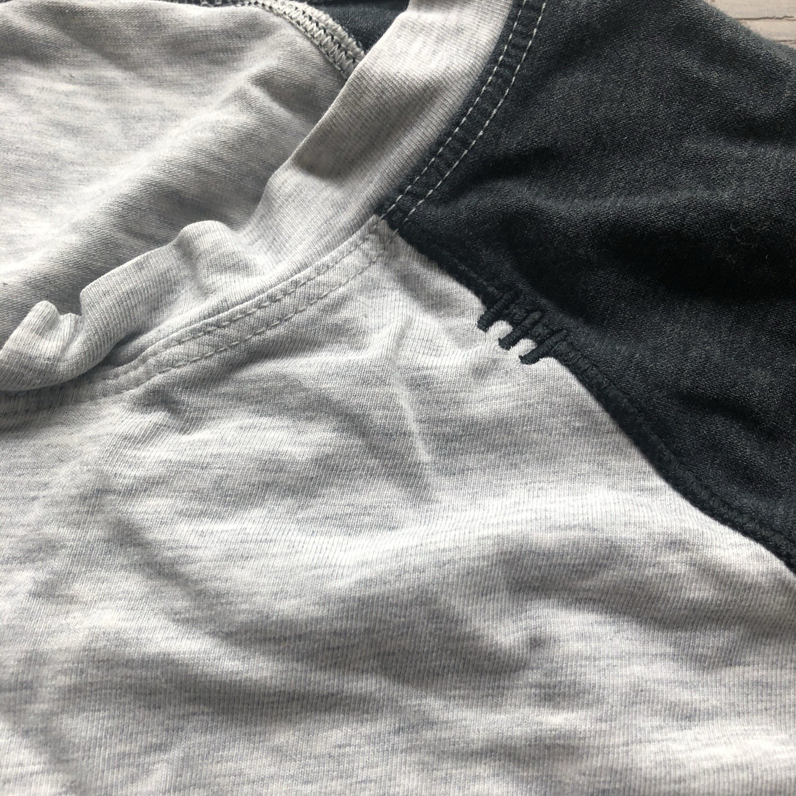 Lululemon Baseball Tee - Men's Size M, Navy/Gray gallery