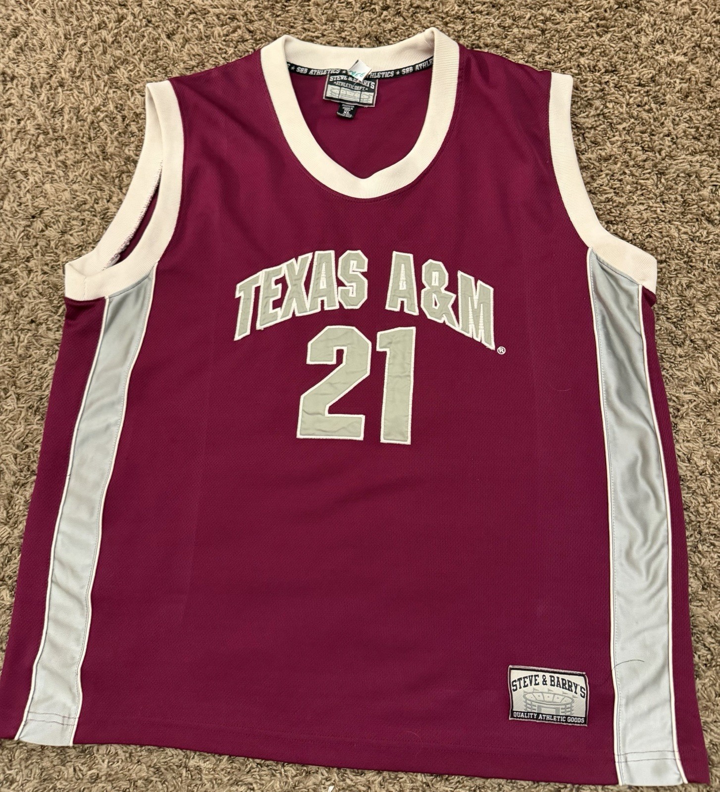 Vintage Steve & Barry Texas A&M #21 Stitched Basketball Jersey Adult Size XL gallery