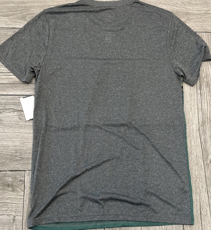 2015 The Incredible Avenger HULK Marvel Performance Workout T-Shirt Size Medium gallery