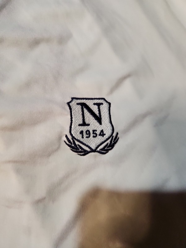 FJ FootJoy Norbeck CC 1954 Logo White Golf Lightweight Polo Shirt Mens Medium gallery