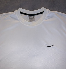 Nike Shirt Mens Extra Large White Short Sleeve Black Stripes 100% Polyester