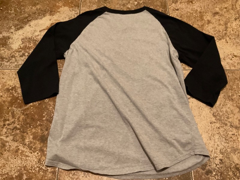 SPORT TEK BASEBALL RAGLAN 3/4 SLEEVE COLOR BLOCK ( MENS M ) GREY BLACK PREOWNED gallery