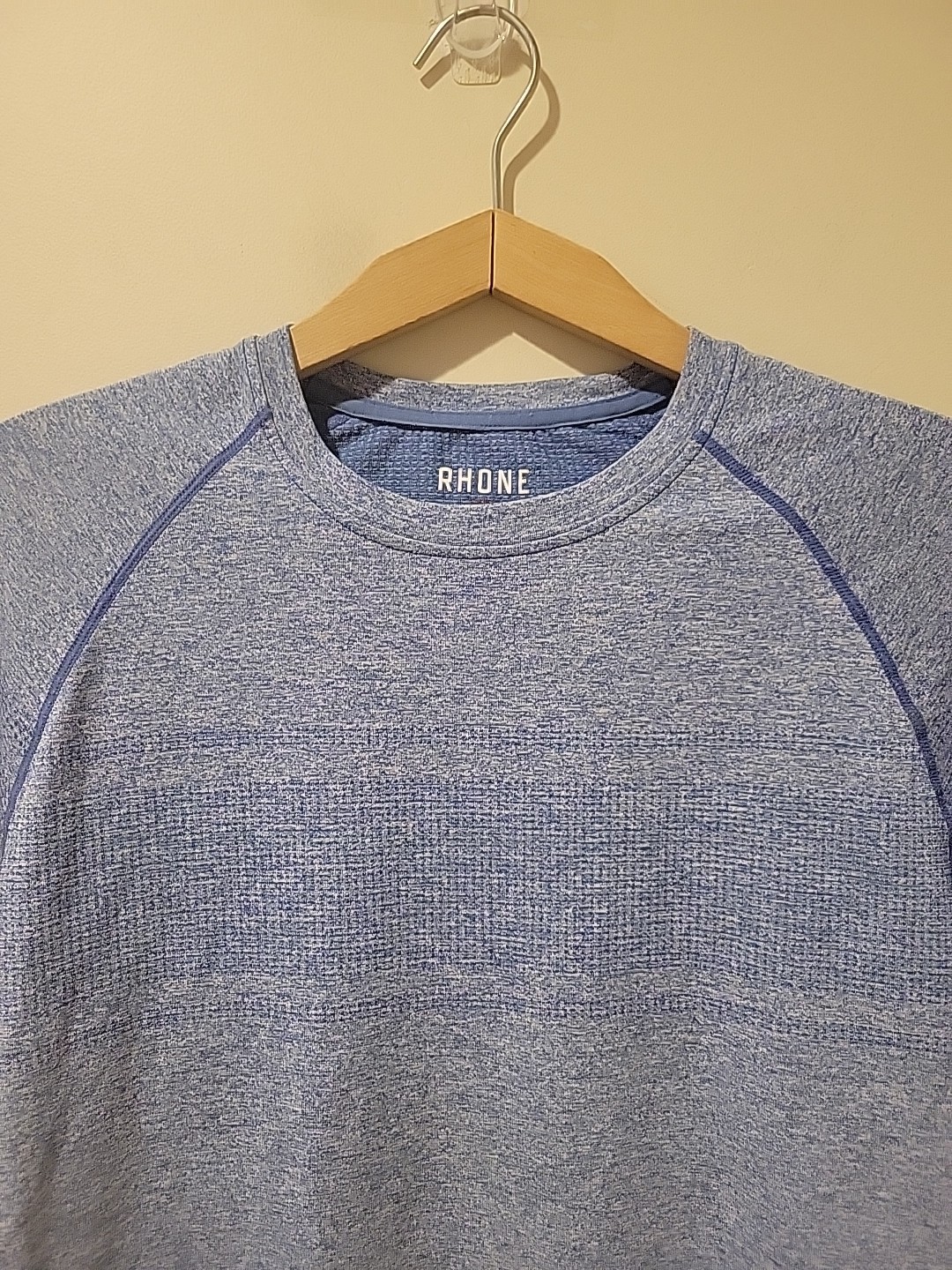 Rhone Tech Training T Shirt Mens M Crew Neck Short Sleeve Blue Performance Top gallery