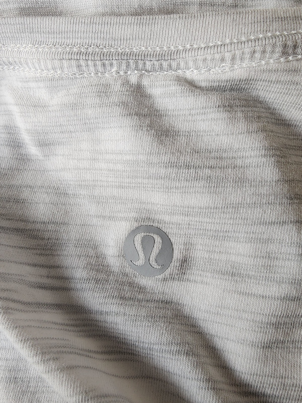 Lululemon Women's T-Shirt White Striped Pattern Pit to Pit 19" Length 24" gallery