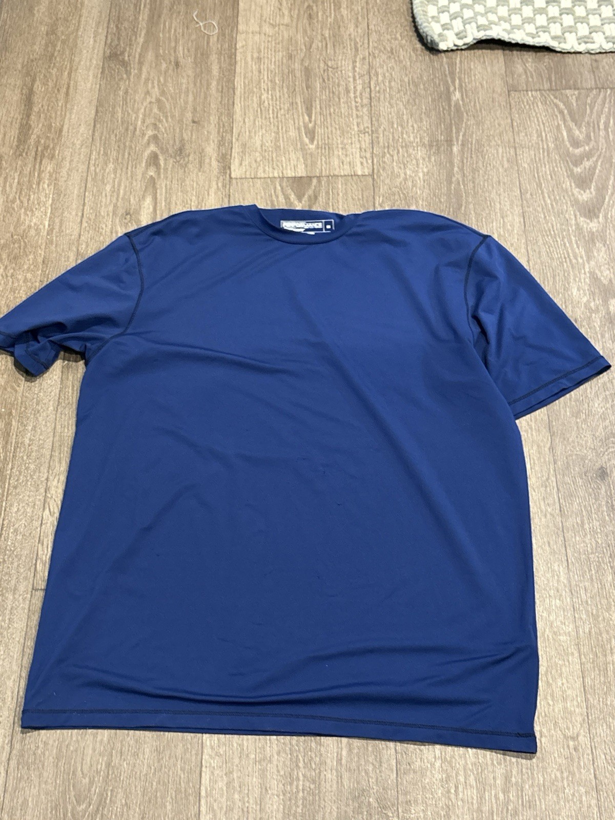 Roundtree & Yorke Size M Navy Blue Coolcare Short Sleeve Athletic Shirt Mens gallery