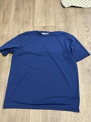 Roundtree & Yorke Size M Navy Blue Coolcare Short Sleeve Athletic Shirt Mens