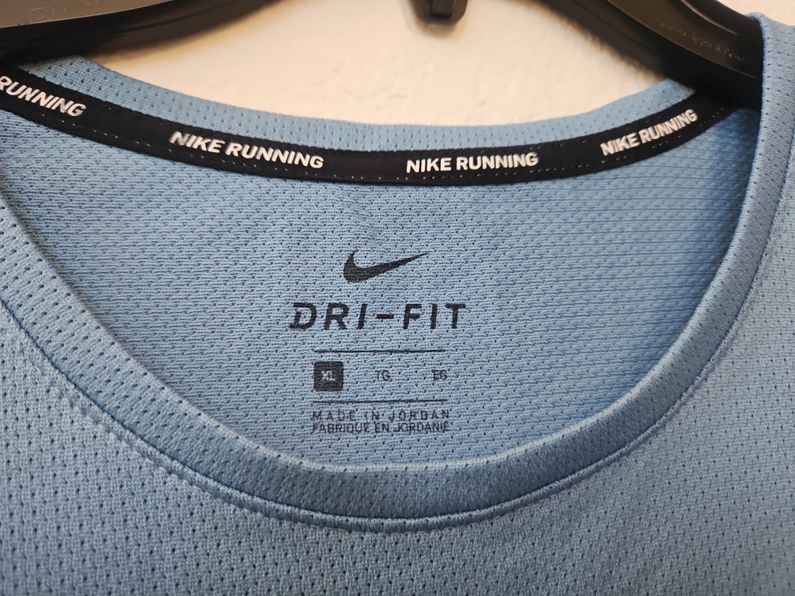 Nike Running Dri-Fit Activewear T-shirt Men's Size XL Bolt Swoosh gallery