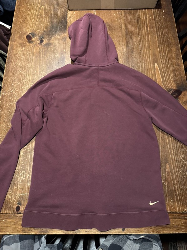 Nike Dri-Fit Trail Running Men’s Medium Sweatshirt Hooded Maroon Vintage gallery