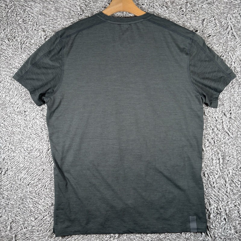 Ten Thousand The Versatile Shirt Men's Large Gray Activewear Stretch Gym 144GMS gallery