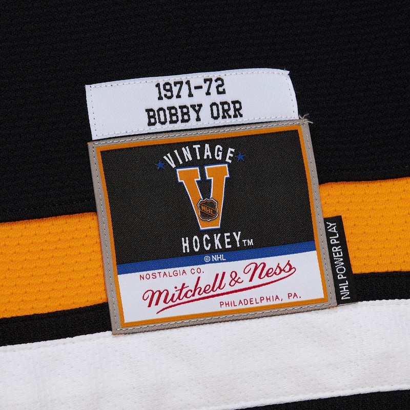 Mens Mitchell & Ness NHL DARK JERSEY BLUE LINE 2.0 BRUINS 1971 BOBBY ORR gallery