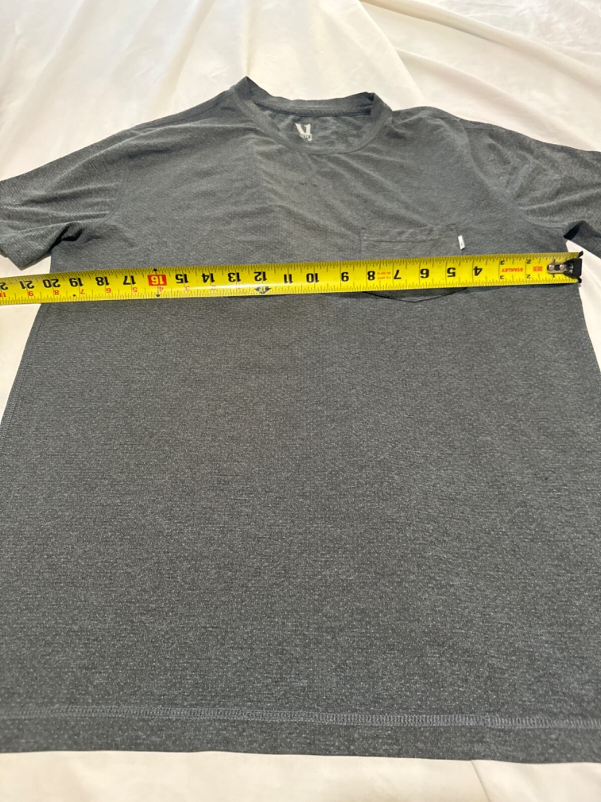 Vuori Performance Pocket Tee Mens Medium Heather Gray Breathable gallery
