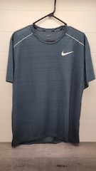 Men’s Nike Dri Fit Running Shirt Size Large Emerald Green Lightweight Tee