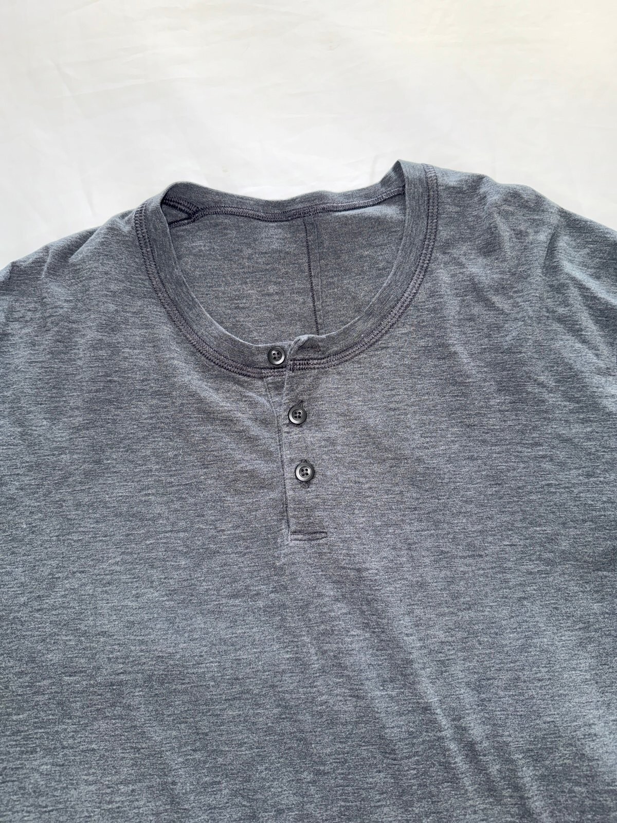 Men’s Lululemon 5 Year Basic Long Sleeve Henley Large Heathered Black gallery