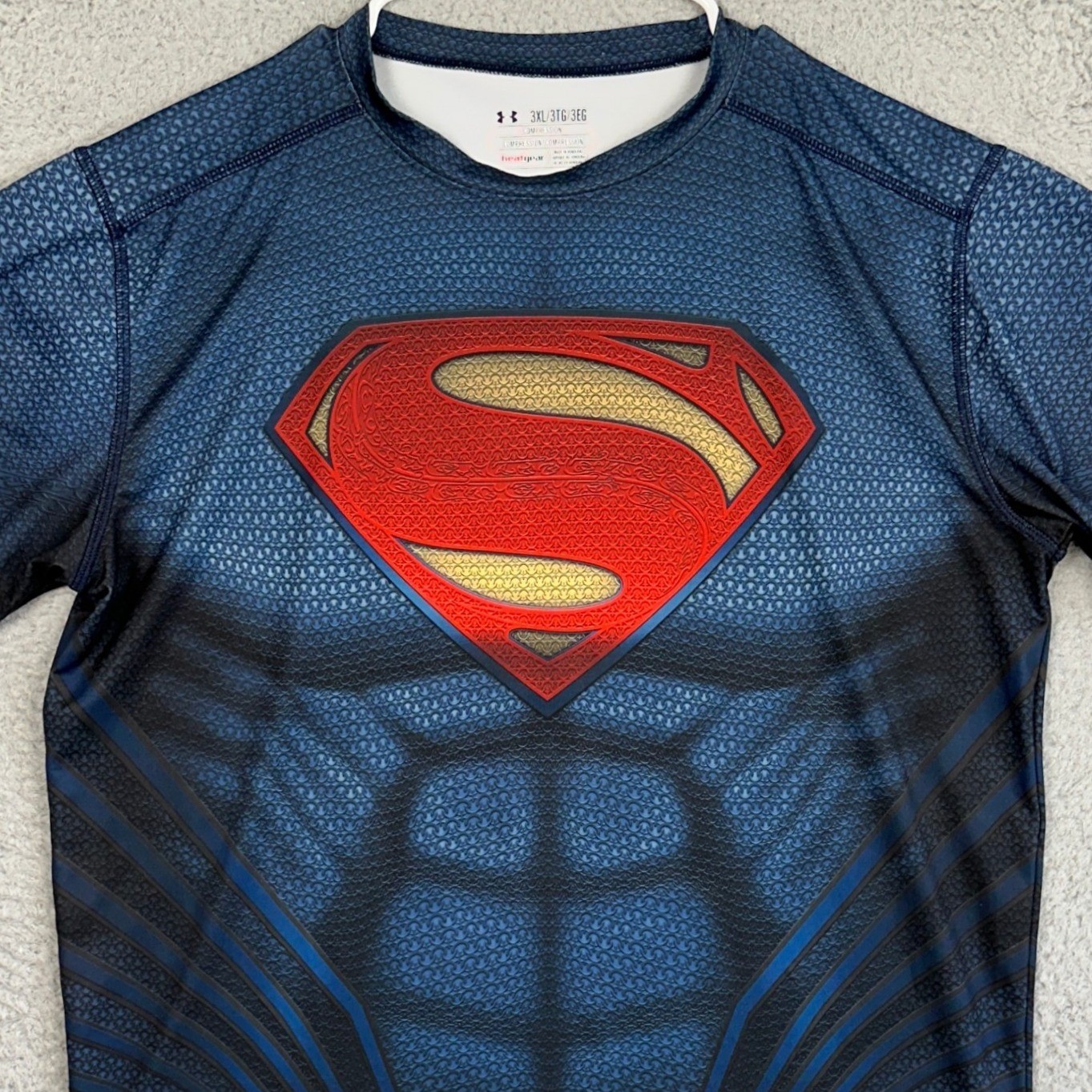 Under Armour Shirt Mens 3XL Blue Red HeatGear Batman vs Superman Compression gallery