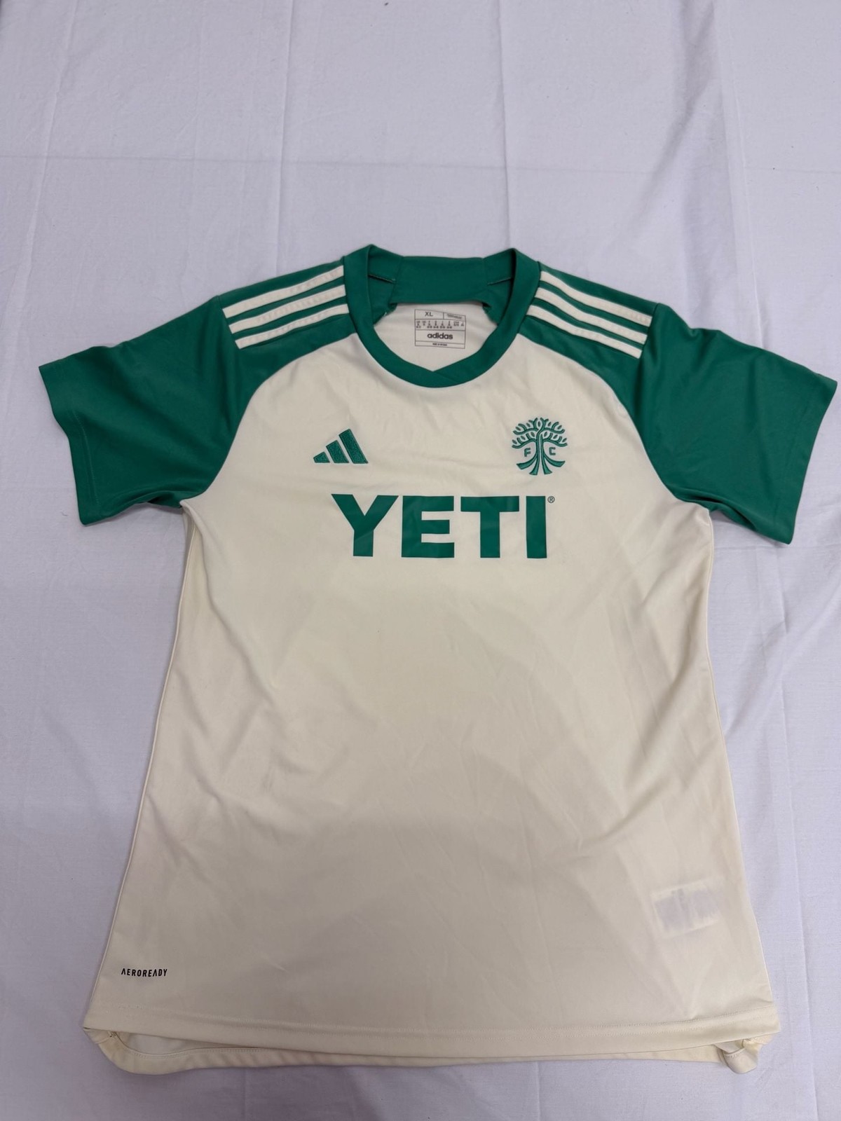 Adidas Austin FC 2023 Sentimiento Kit Soccer Jersey Size XL gallery