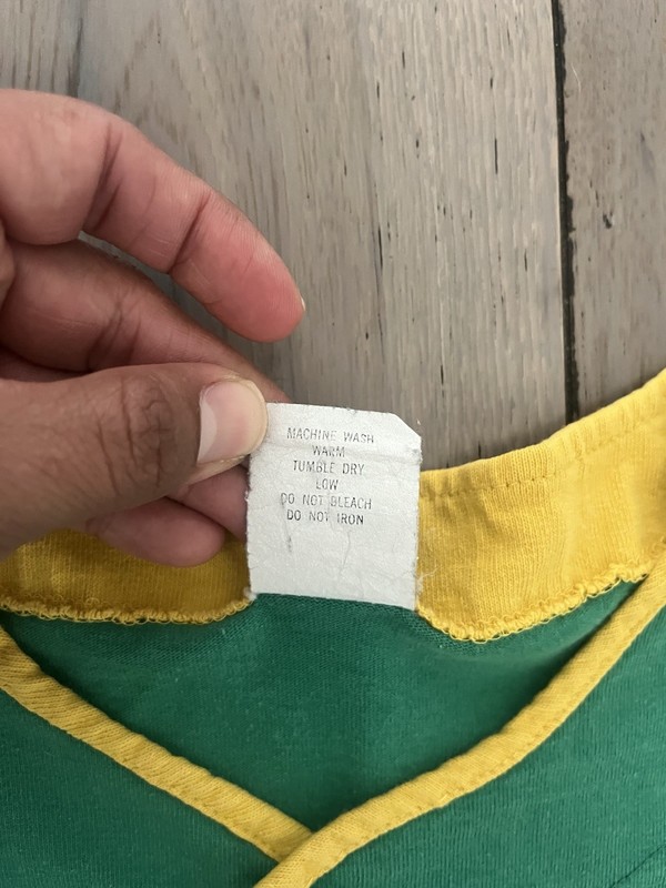 Vintage Late 90s Competitor Boston Celtics Button Up Mens Jersey Size M gallery