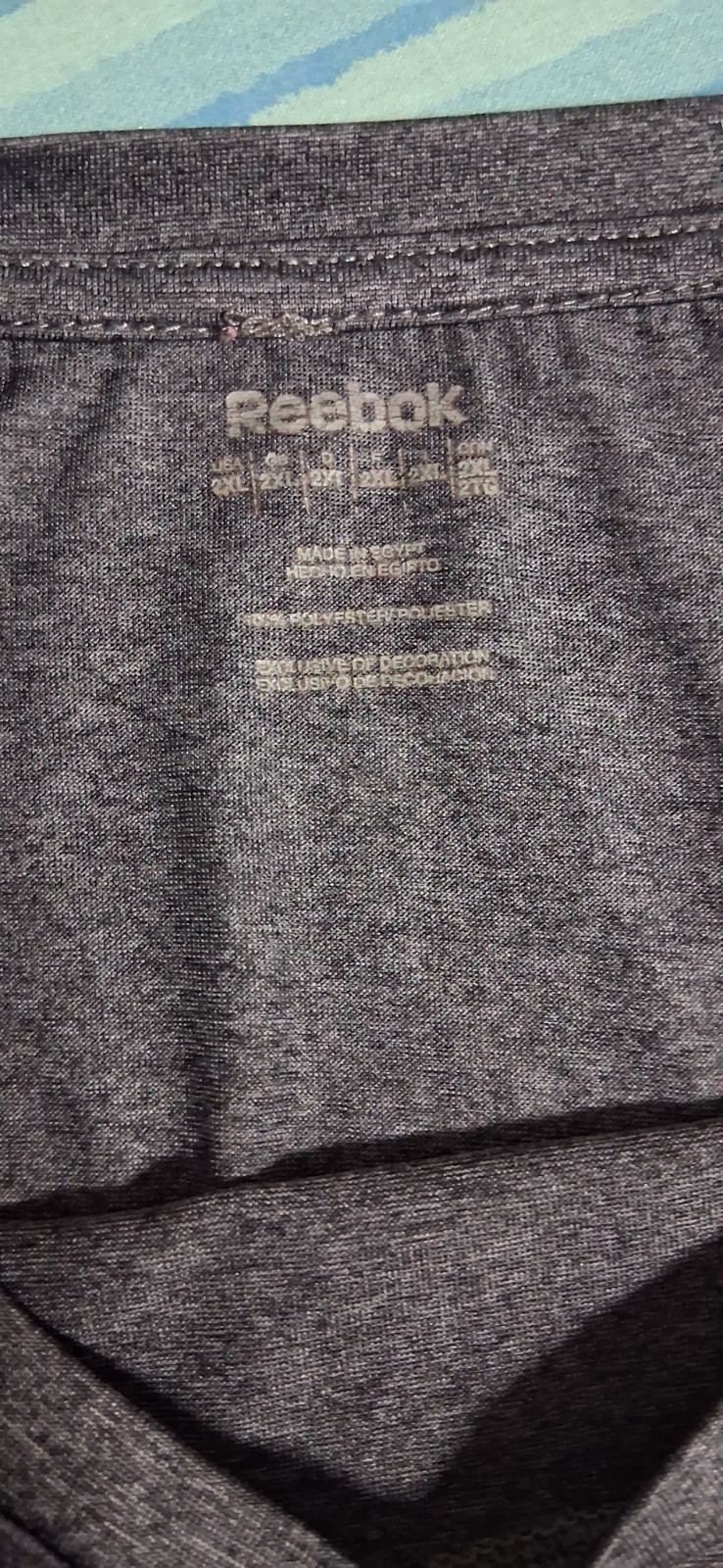 Mens Reebok Athletic Shirt Size 2XL Short Sleeve Gray Crew Neck Polyester Blend gallery