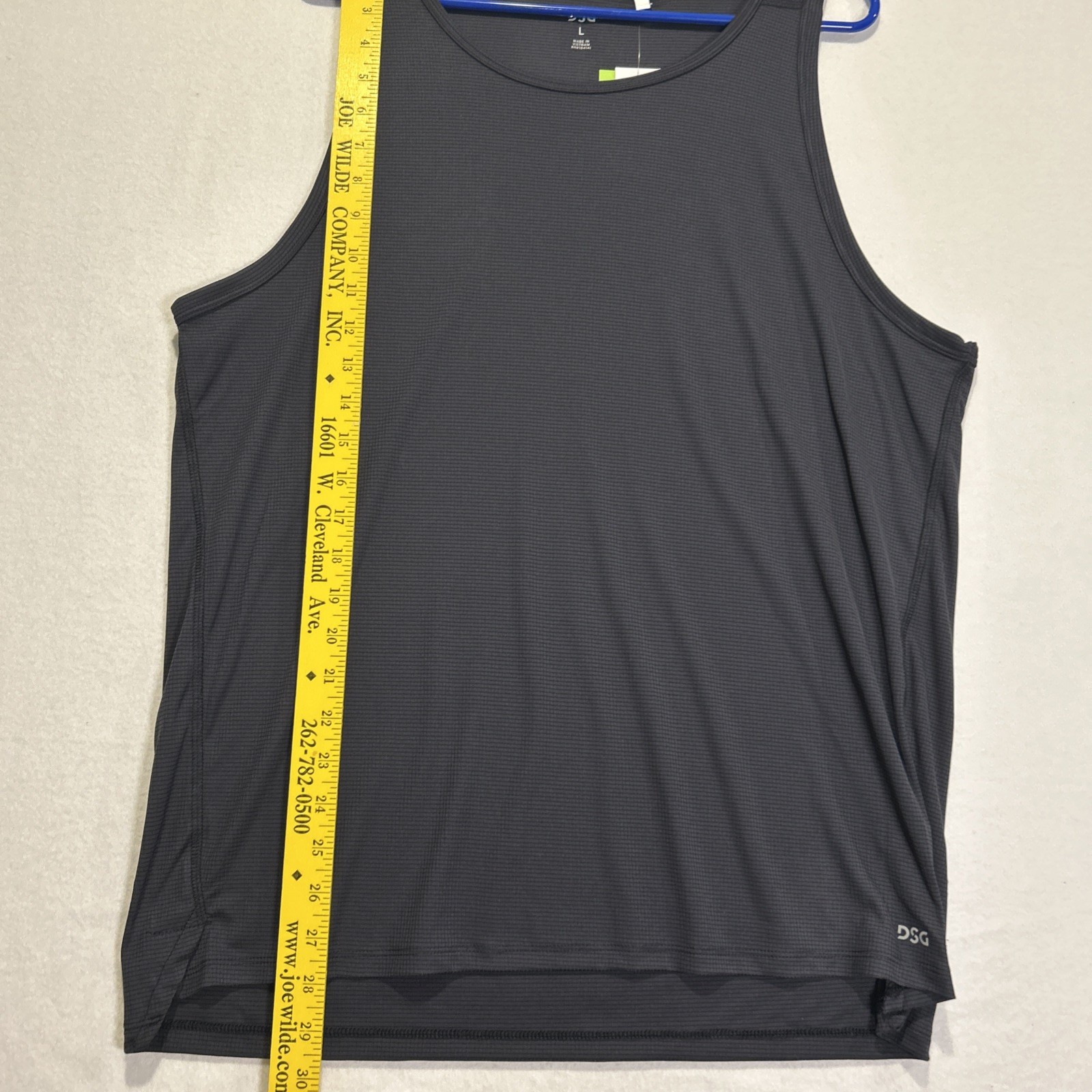 DSG Men’s Tank Top Pure Black Size Large Running Training Gymwear Activewear gallery