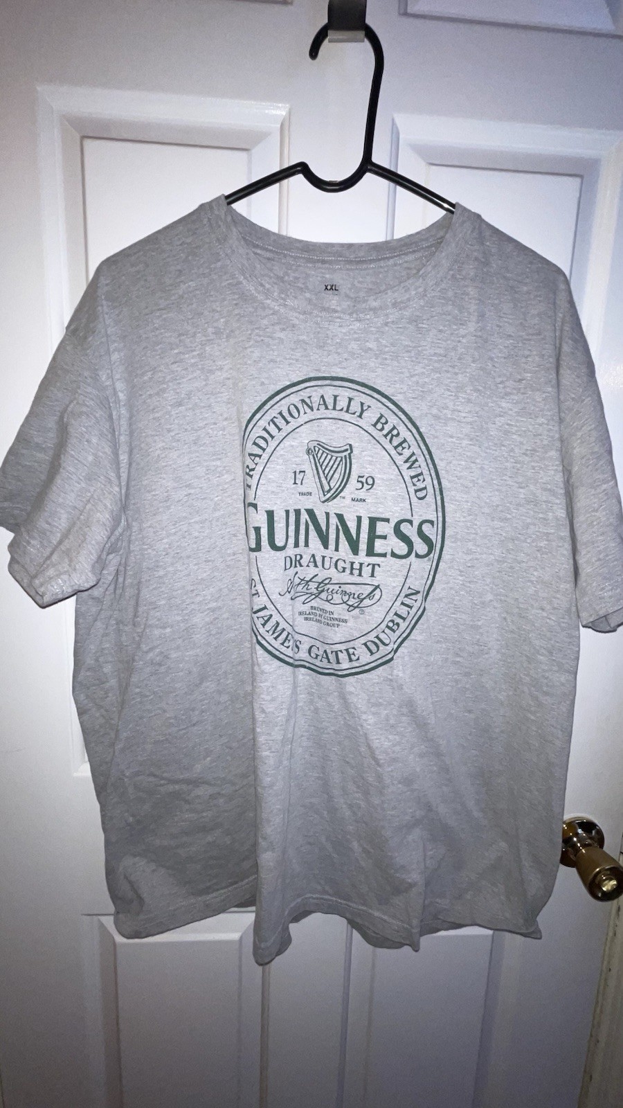 Guinness Draught Irish Beer Graphic Front Short Sleeve Shirt Men’s Sz XXL gallery