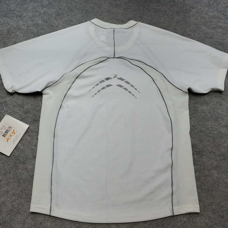 NWT Zoot Sports Top Men's Size Medium Off White Ultra Tech Tee Short Sleeve gallery