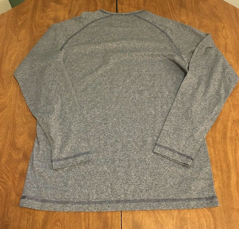 CHAPS Sport Men's LS Compression Top, Sz Small, Grey, New w/o Tags (233) gallery
