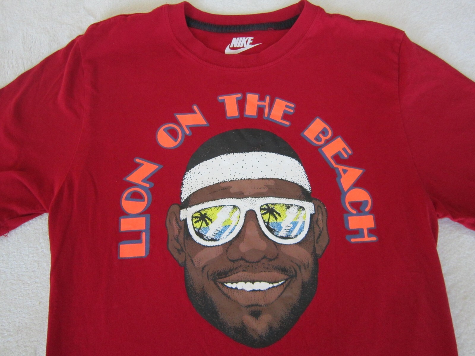 Nike Lebron James “Lion On The Beach” Basketball Shirt Adult Small Red LBJ gallery
