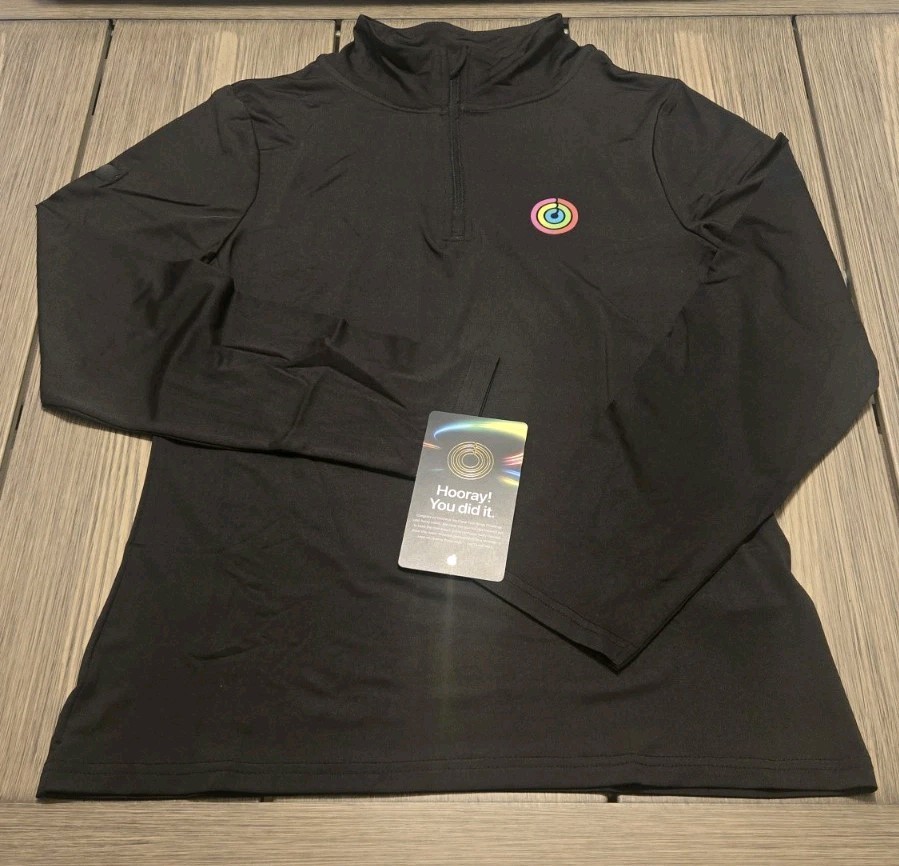 APPLE logo Employee Close Your Rings Challenge 1/4 zip Pullover Ladies S (Gold) gallery