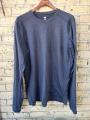 REI Men’s LT Gray Sahara Performance Base Layer Thumb Holes Long Sleeve Shirt