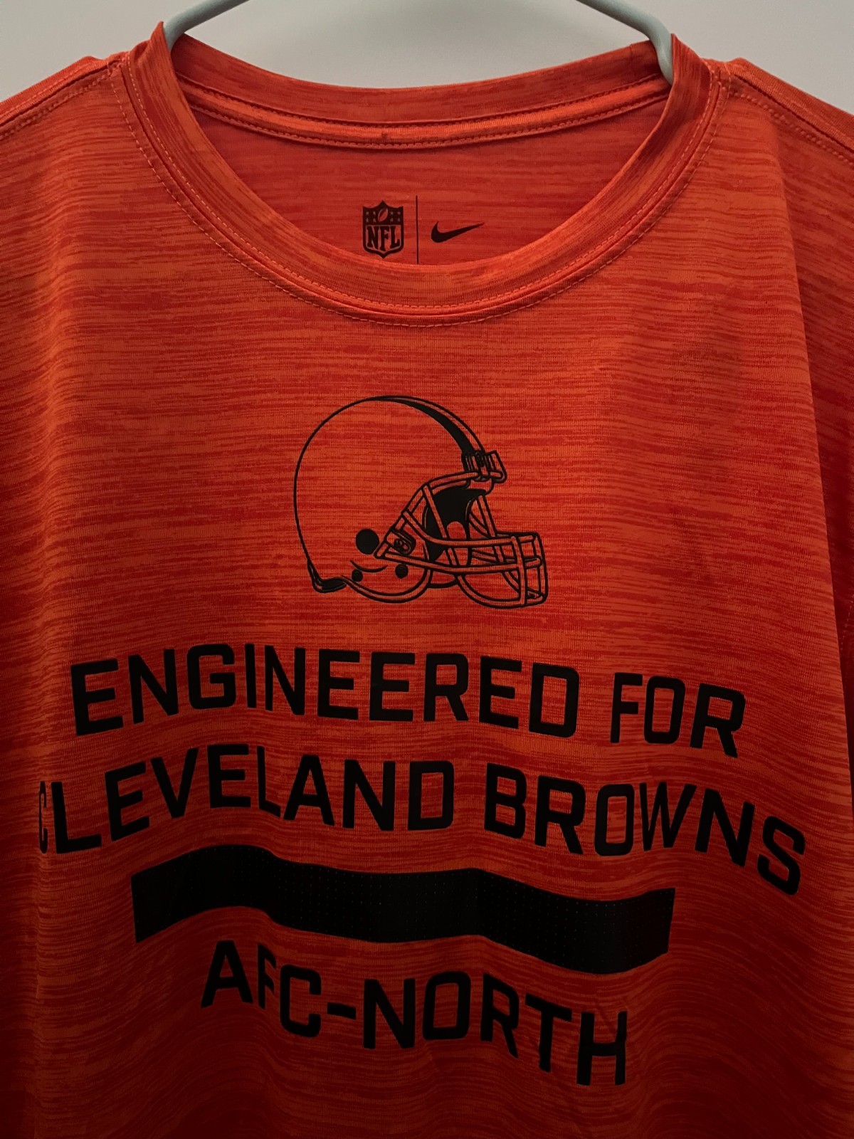 Nike Men's Cleveland Browns Team Orange Velocity Long Sleeve T-Shirt Size Medium gallery