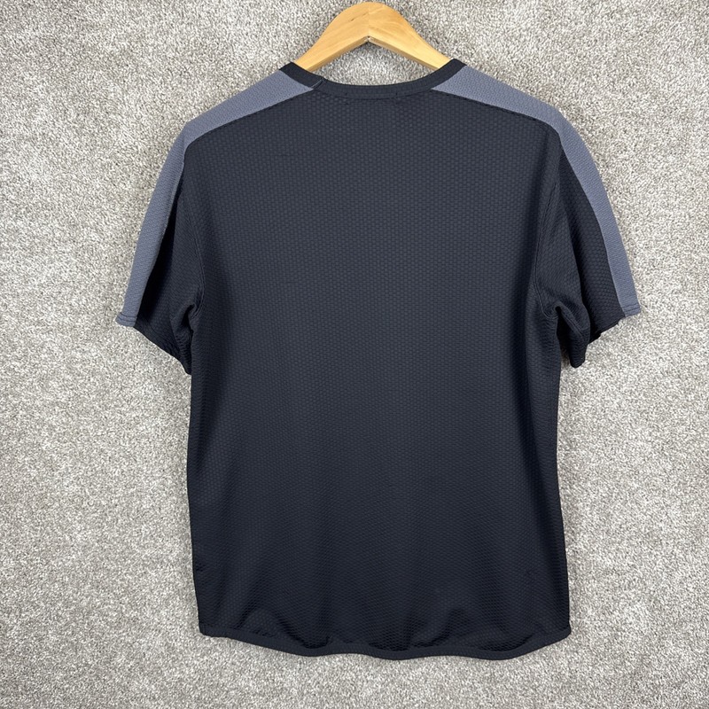 Nike Sphere Men's Gray Black Short Sleeve Athletic Shirt Size XL gallery