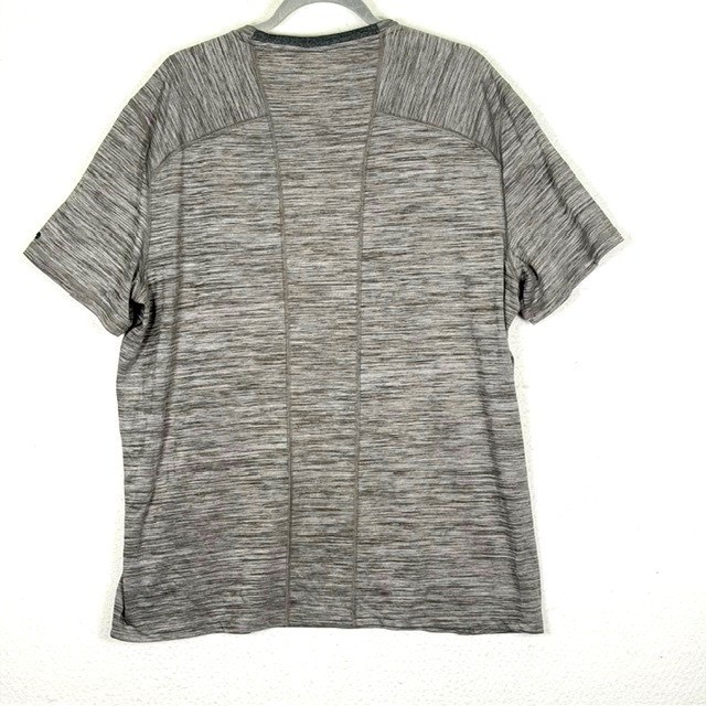 Calvin Klein Performance Mens XXL Gray Space Dye Short Sleeve Athletic T-Shirt gallery
