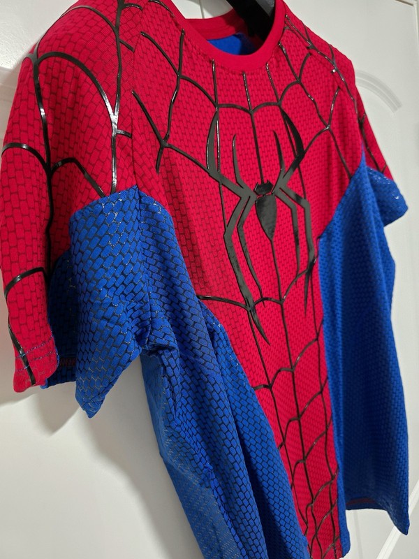 Spider-Man Brand New Day.Gym ShirtMen's SzL 360 DESIGN! without belt Design-Read gallery