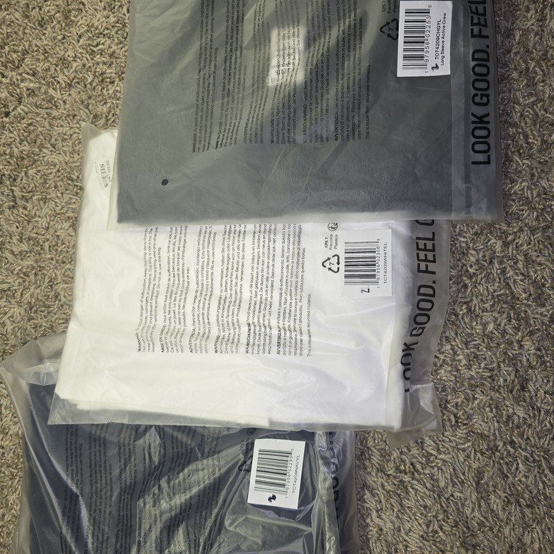 3x True Classic Active Long Sleeve Crew Lot Of 3 White/Charc Hthr Gray/Navy Sz L gallery