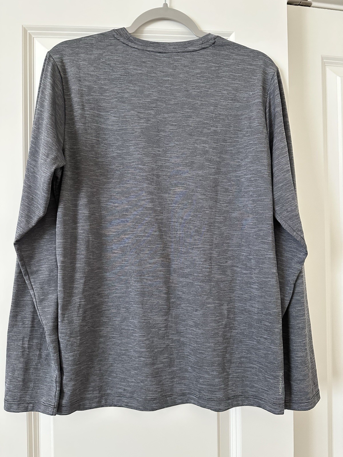 The North Face Mens Long Sleeve Crew Neck Shirt Small Dark Gray gallery
