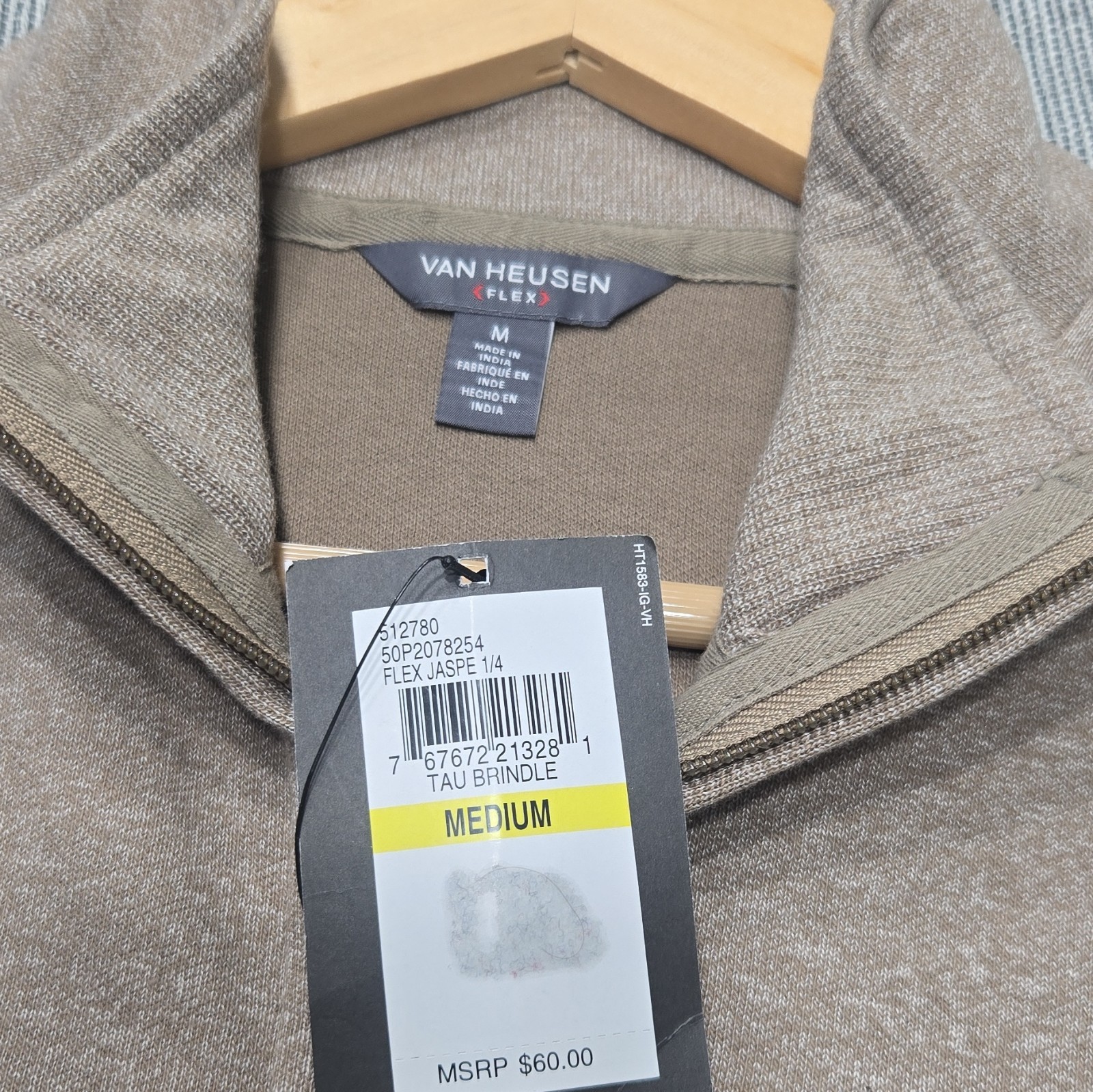 Van Heusen Flex 1/4 Zip Stretch Mock Neck Knit Polo Pullover Men's M Taupe gallery