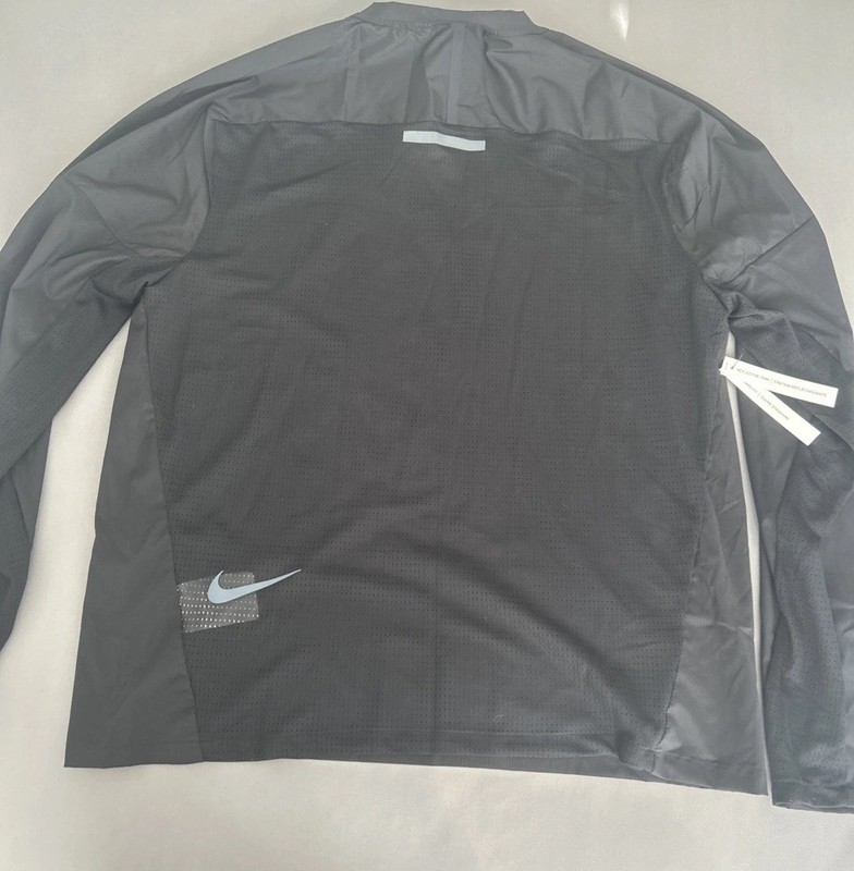 Nike Tech Pack Mens Long Sleeve Top, Size Large, Black. New With Tags. gallery