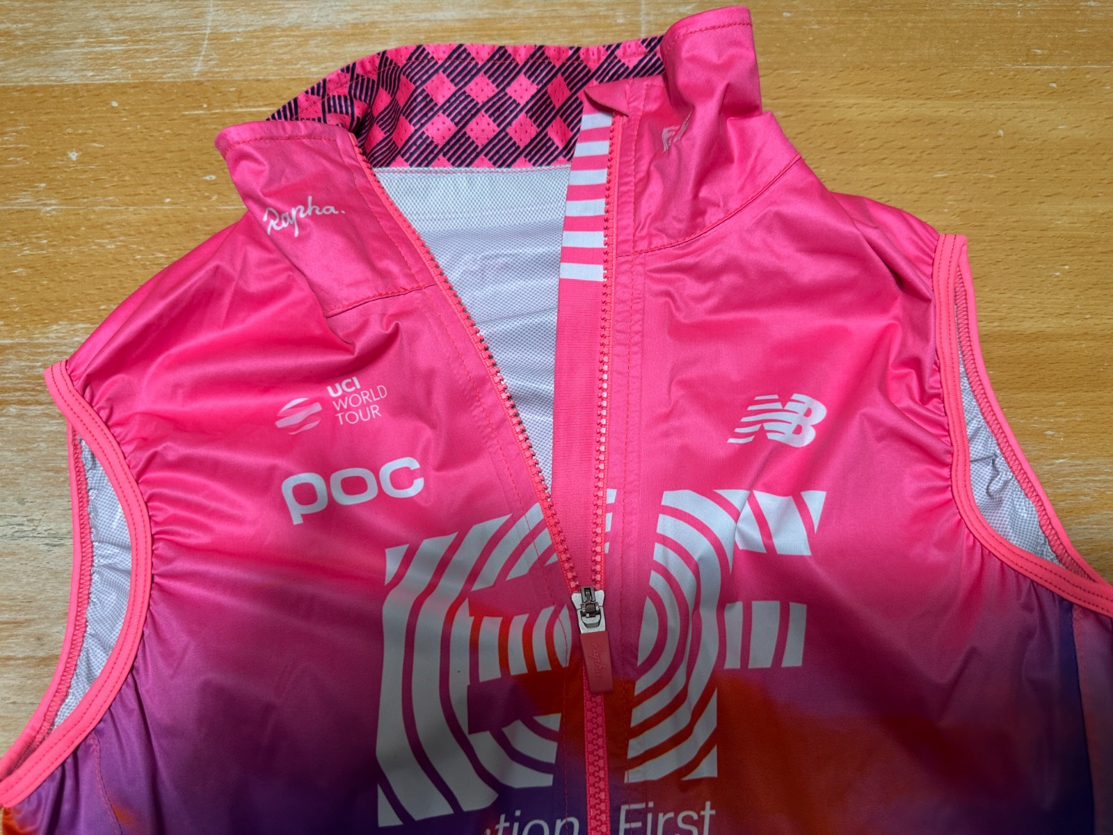 Rapha Wind Vest, EF Education First pro cycling team, Men Small (2) gallery