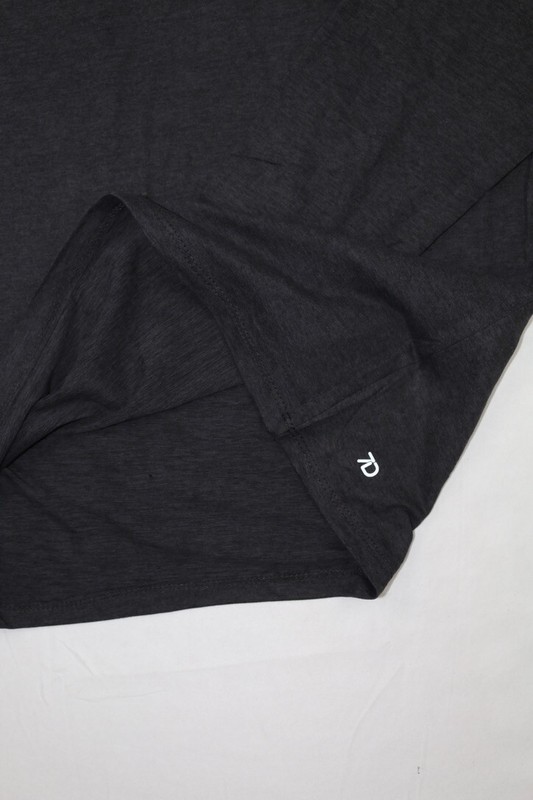 7Diamonds Core 1/4 Snap Long Sleeve Henley Shirt Charcoal Sz M Anti Odor Stretch gallery
