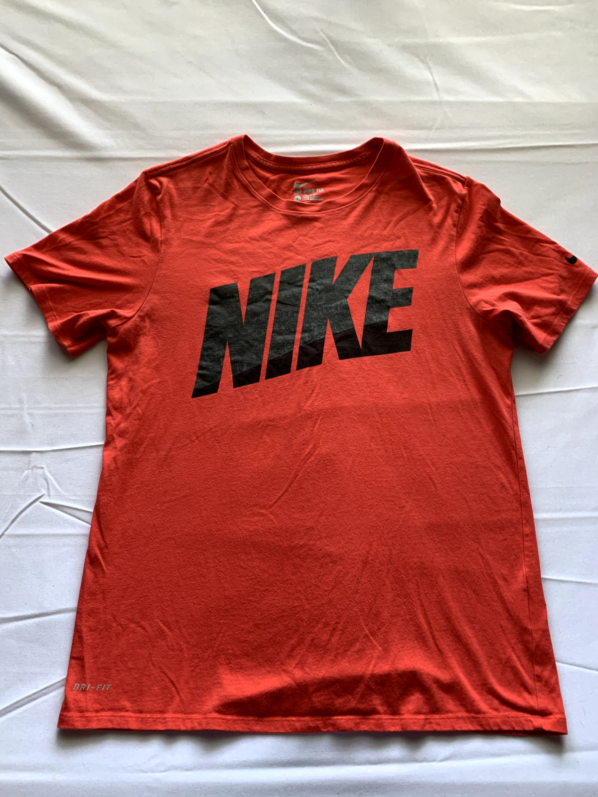 Nike Youth Dri-fit red Tee shirt size L gallery