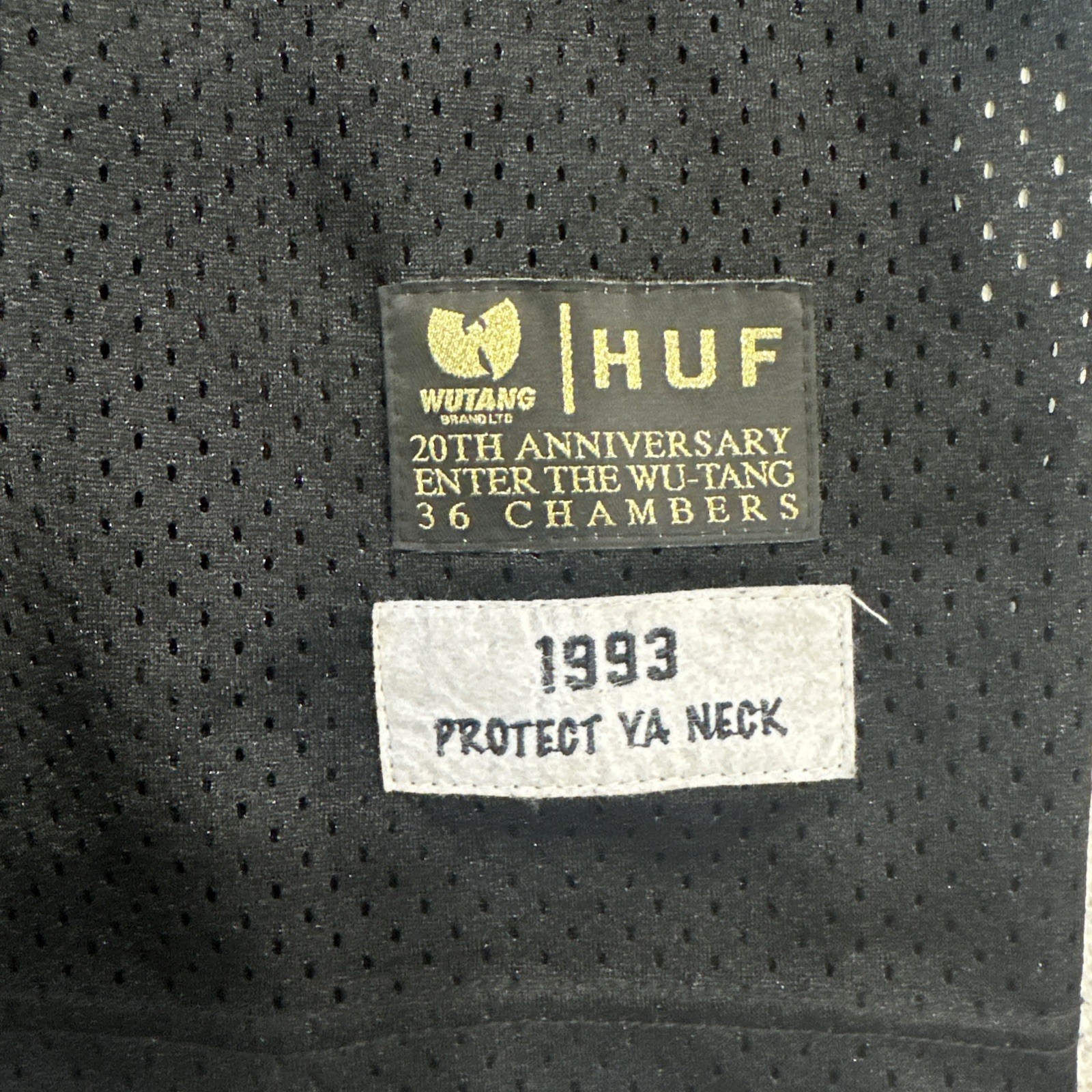 🟨 🙌 HUF X Wu-Tang Authentic Football Jersey 2XL XXL Dunks 36 Chambers PreOwned gallery