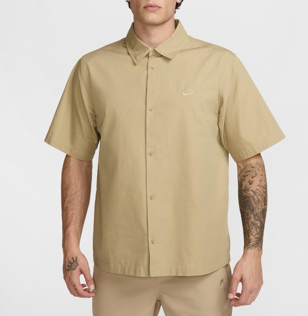 NEW NIKE CLUB SHORT-SLEEVE BUTTON-DOWN SHIRT PARACHUTE BEIGE HJ2029-297 MEDIUM gallery