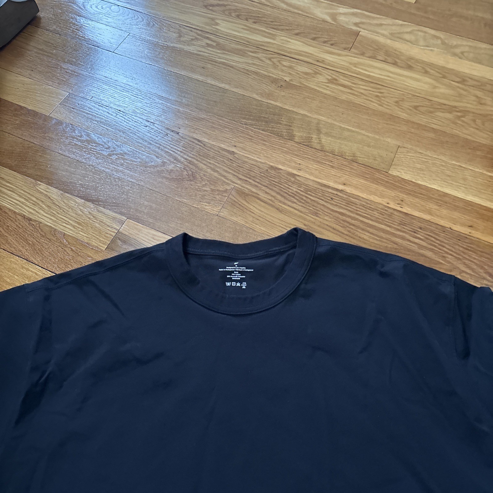 Men's Fabletics Training Day Tee Shirt Size Medium Black gallery