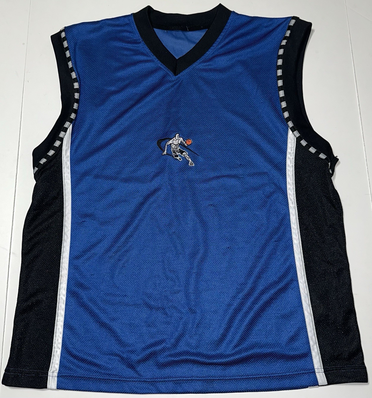VTG AND1 Basketball Jersey Men's Medium Mesh V-Neck Embroidered Tank Top Y2K gallery