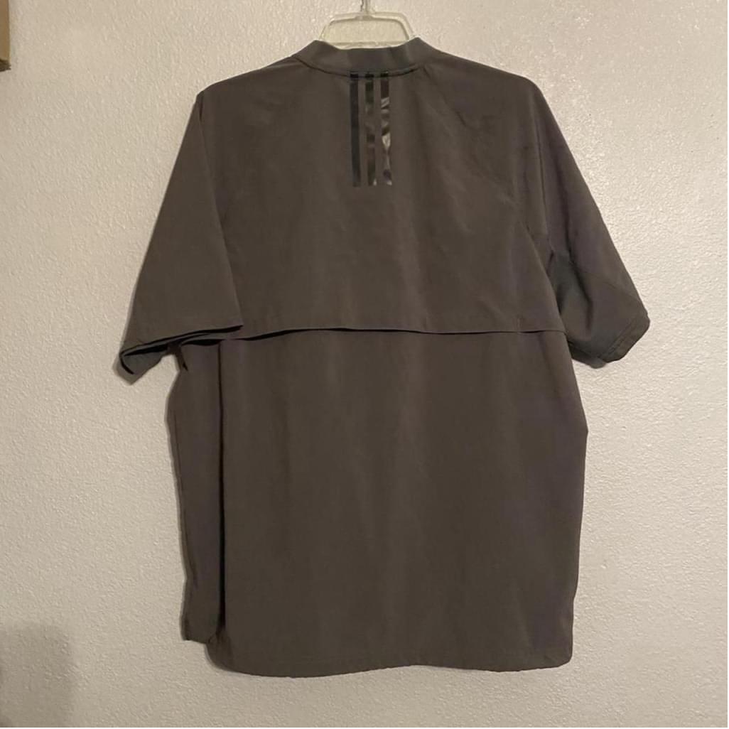 Adidas Jacket Men Small Gray Short Sleeve Windbreaker Shirt gallery