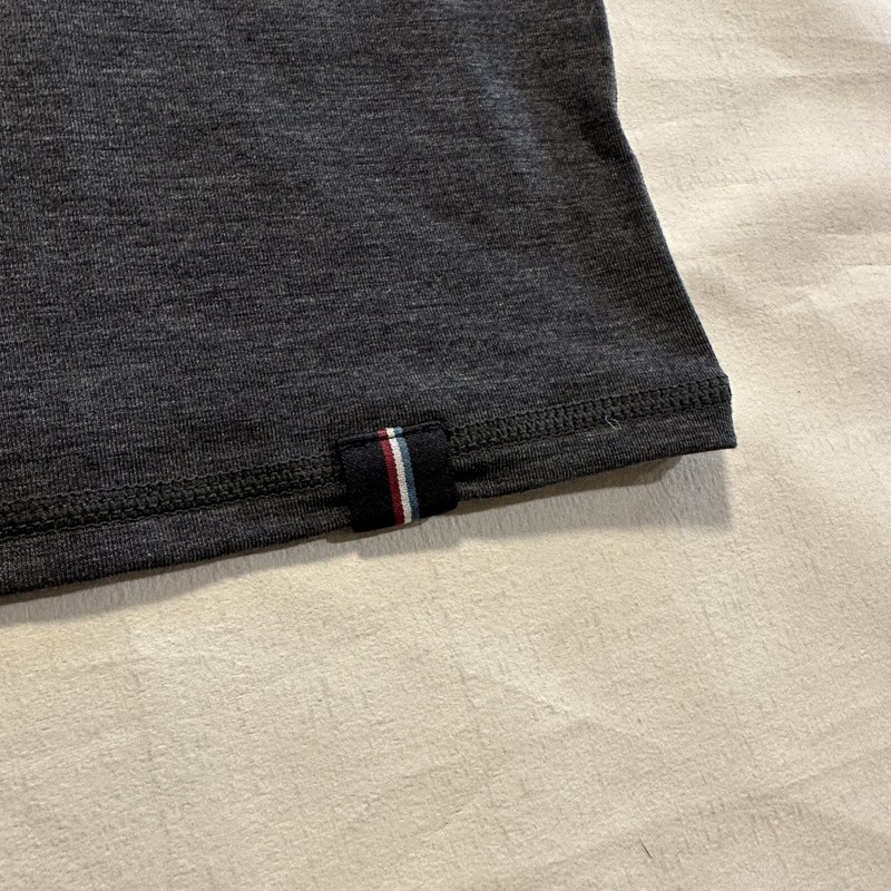 Fourlaps Peloton Radius Henley FA221 Athletic Tee Small Black/Gray RE-UP gallery