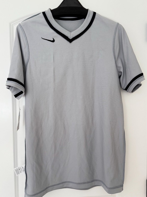 NWT Nike Baseball PP Elite Gray Men’s T-shirt Size: M gallery