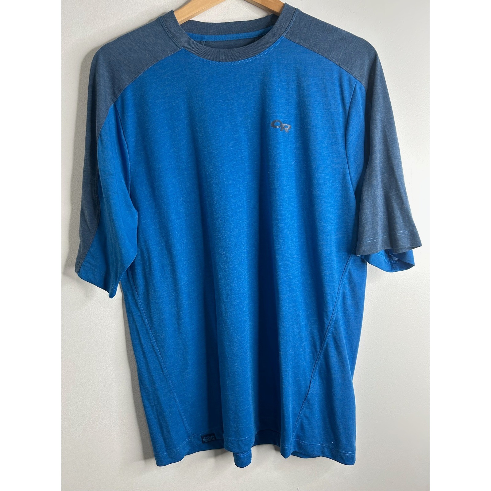 Outdoor Research Mens Blue Gray Wool Blend T Shirt Size L Base Layer Hiking Camp gallery