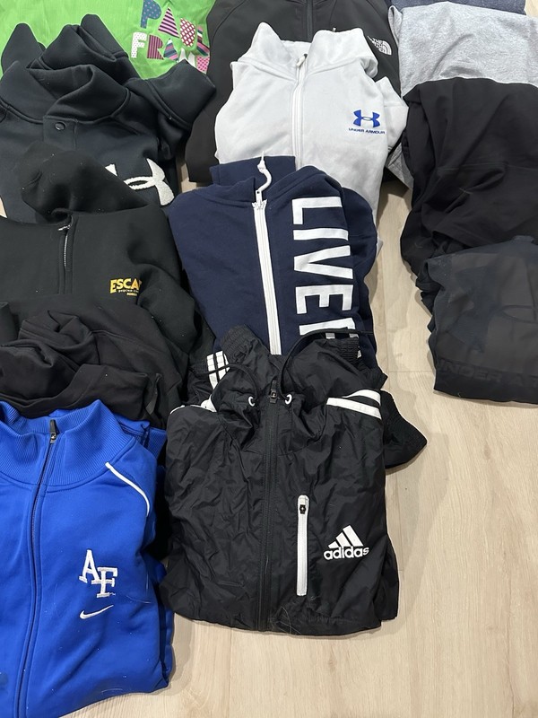 Lot of 20 NIKE Under Armour Adidas Men's Women's Athletic Bundle Jackets Pants gallery